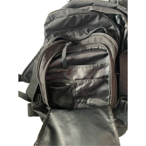 Mercury Black XL Tactical Backpack - Picture 3 of 6